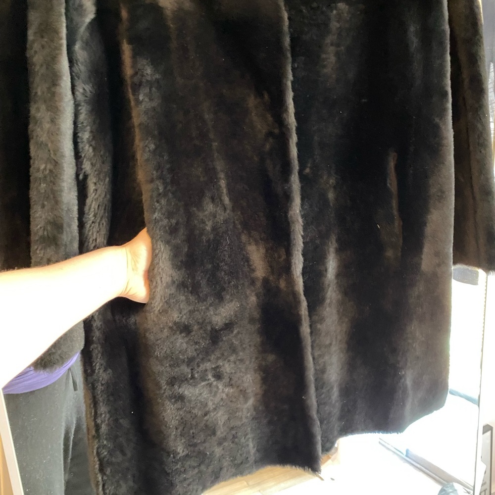 Pologeorgis Black Shearling Reversible Coat $2,900+ retail ! - Picture 4 of 12